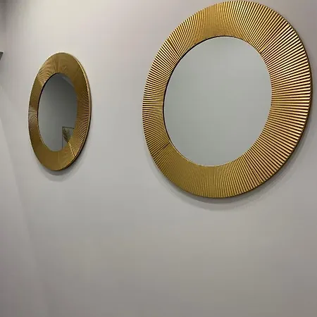 Golden לינה וארוחת בוקר